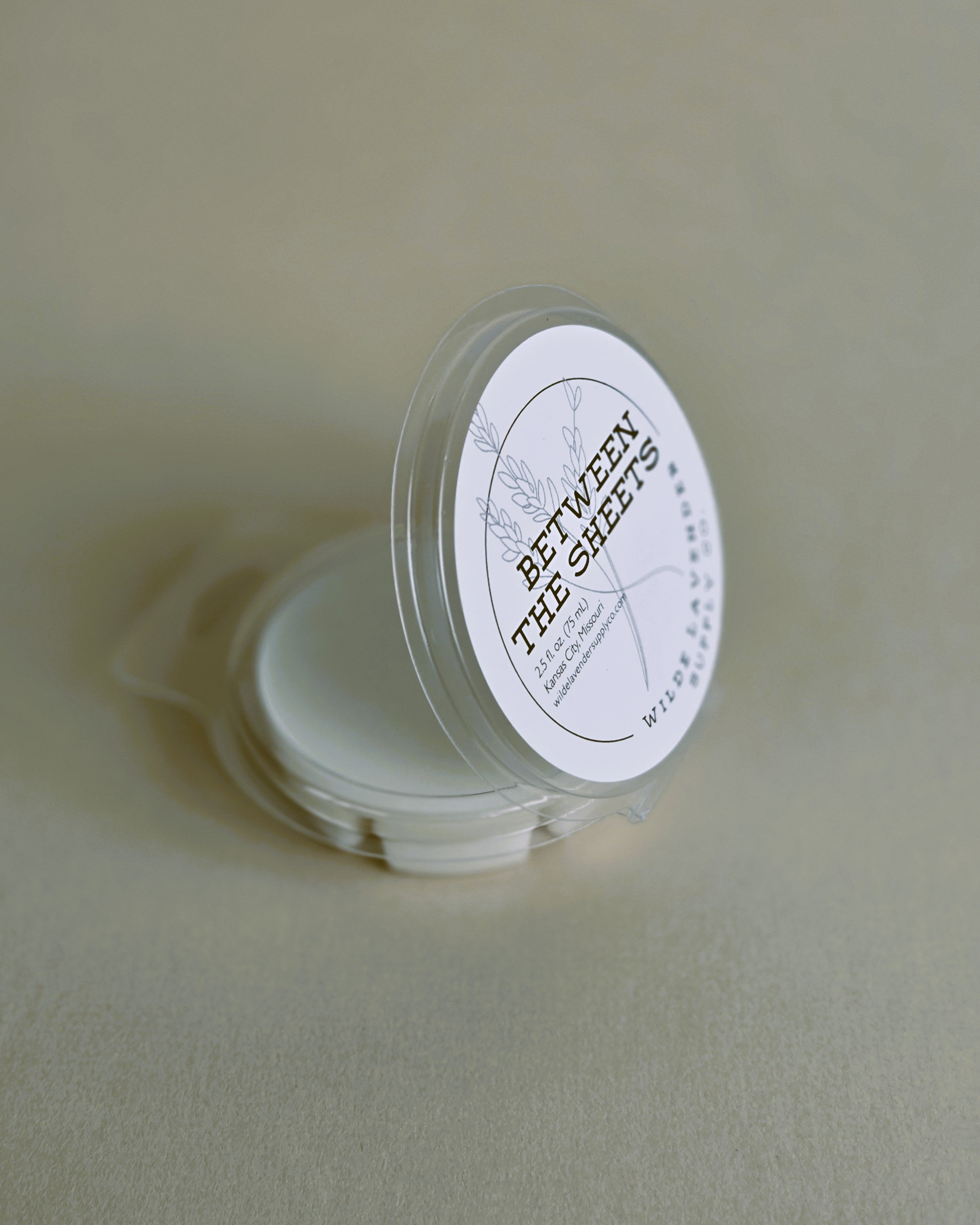 Between the Sheets Wax Melts